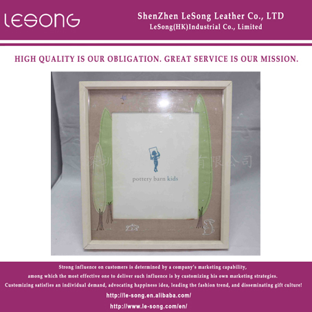 LS1238 Wooden Photo Frame